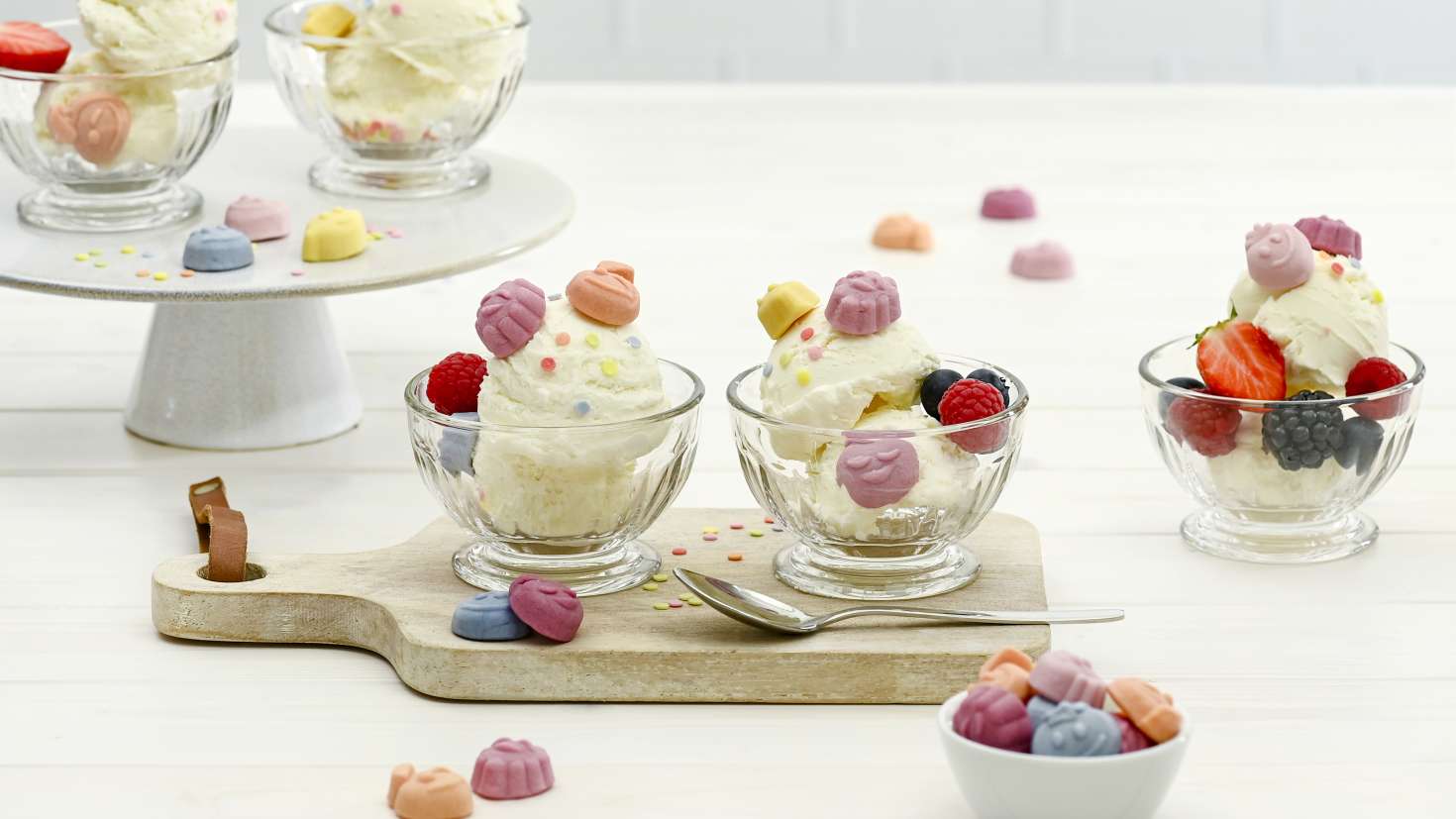 20220427 Content Factory Haribo Frozen Joghurt Rezeptbild quer