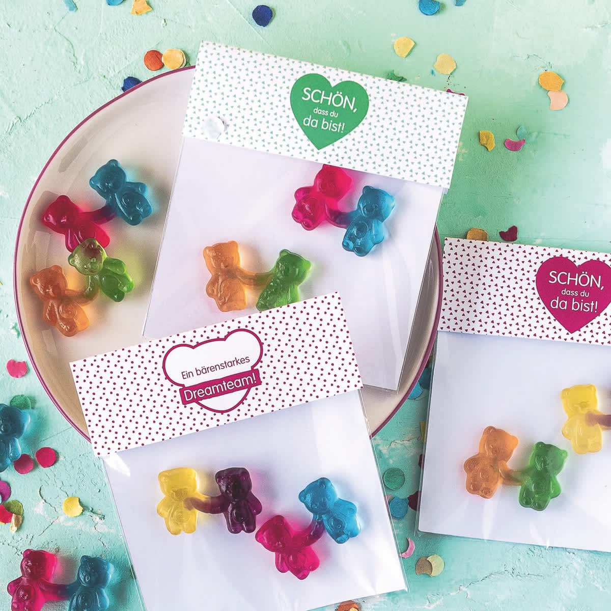 Einzelne HARIBO Bärchen-Pärchen in dekorativer Verpackung