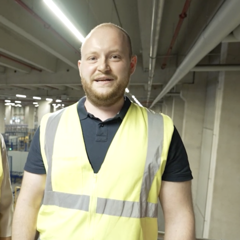 Jakob Junior Manager Logistics