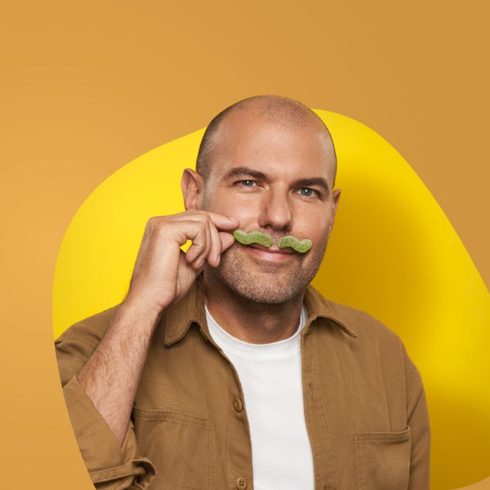 Desktop Stage 2500 x 1406 px Motif Moustache
