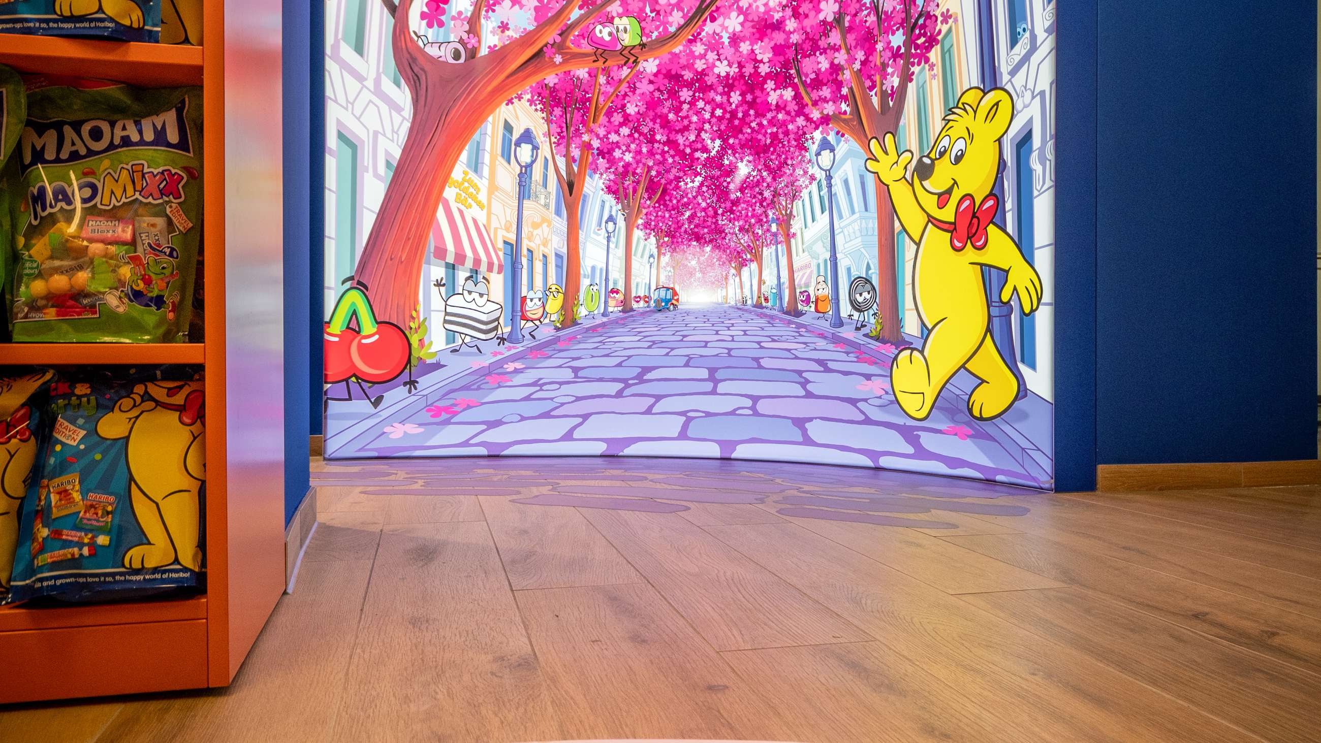 HARIBO Shop Bonn Fotopoint Kirschblüte c HARIBO