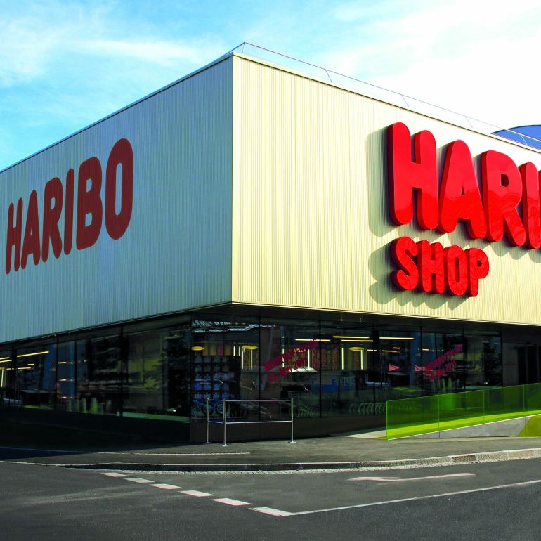 Außenansicht des HARIBO Werksverkauf Linz