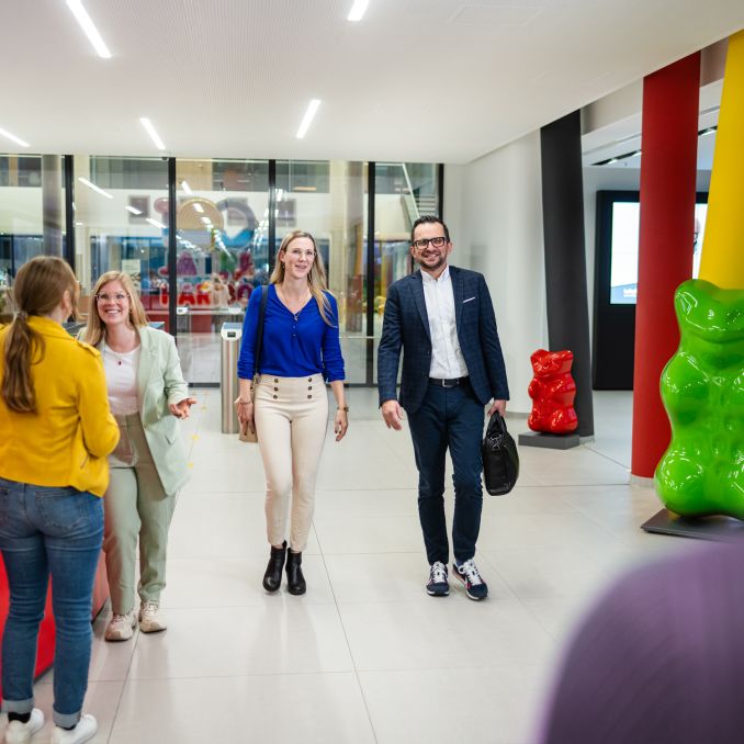 Teaser Bubble Reception