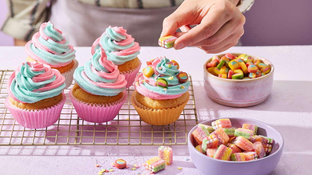 Regenbogen Muffin Step DE 02 16zu9