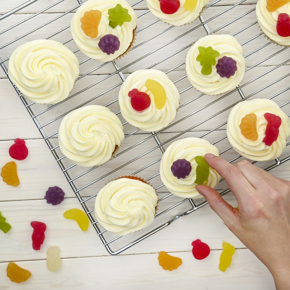 20220427 Content Factory Haribo Papageienmuffins Stepbild V6