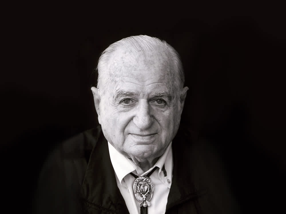 Dr. Hans Riegel fekete-fehér fotója