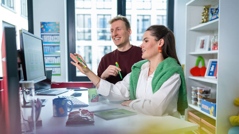 Stage Desktop Marketing