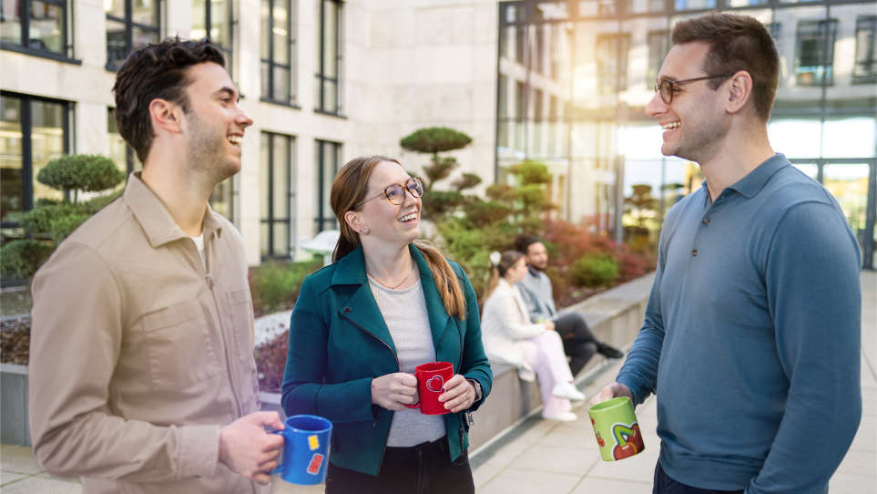 Stage Desktop Courtyard