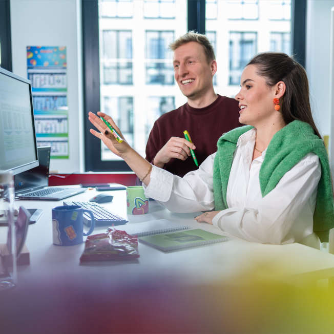 Teaser Bubble Marketing