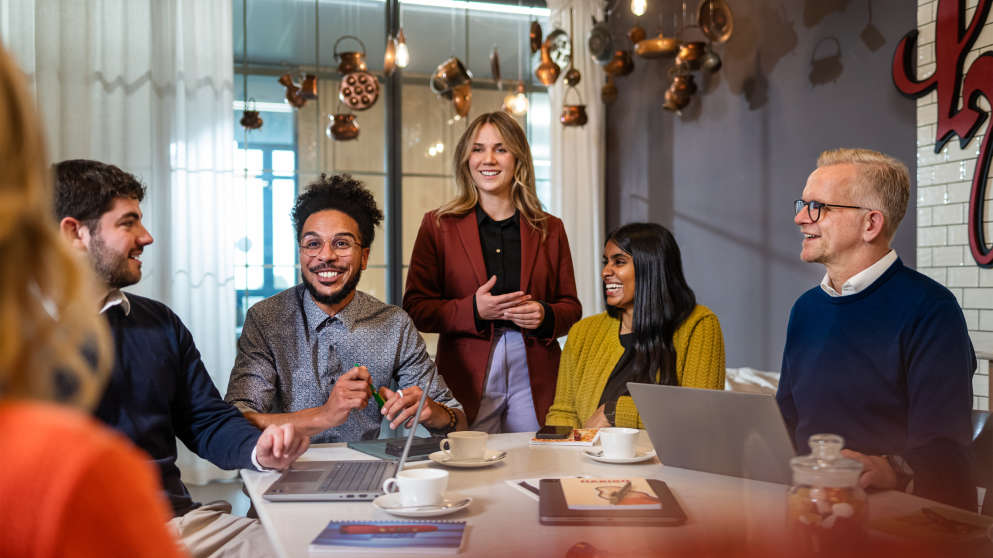 Stage Desktop Meeting Room Independence international