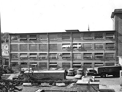 Schwarz-weiß-Aufnahme des HARIBO-Werks Bonn in den 1950er Jahren